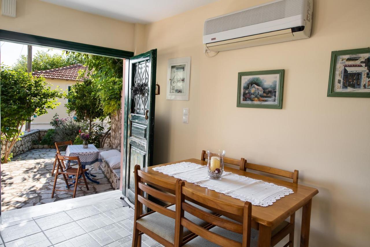 Lefkada Sunset House Villa กาลามิตซี ภายนอก รูปภาพ